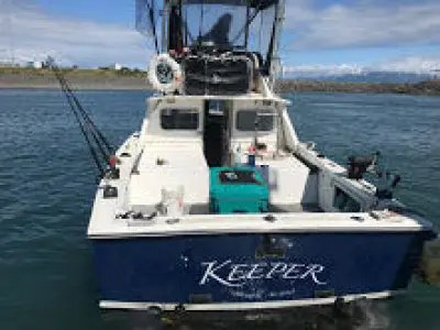 a small boat in a body of water