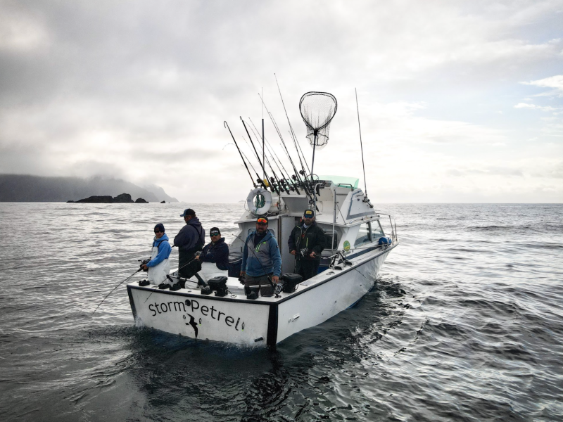 a small boat in a body of water