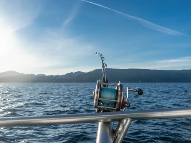 a small boat in a body of water